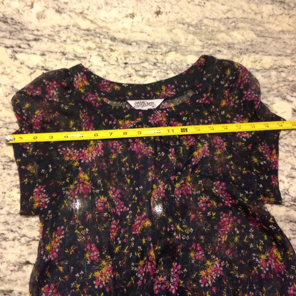 Flowered Blouse - Picture 5 of 5